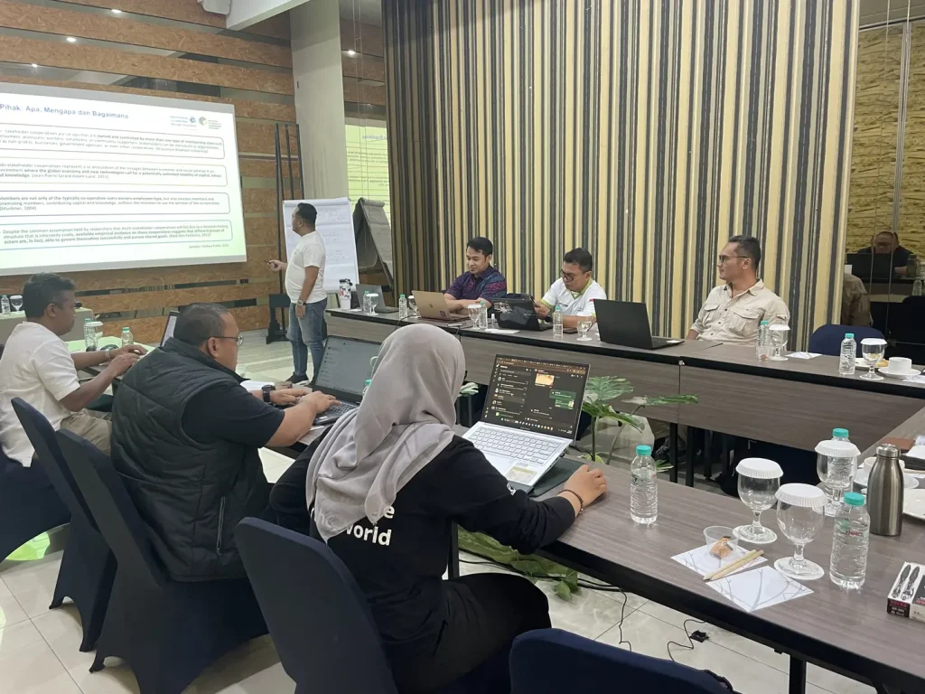 konsultan koperasi multi pihak pada pendirian KMP WRC